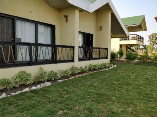 The Pugmark Jungle Lodge