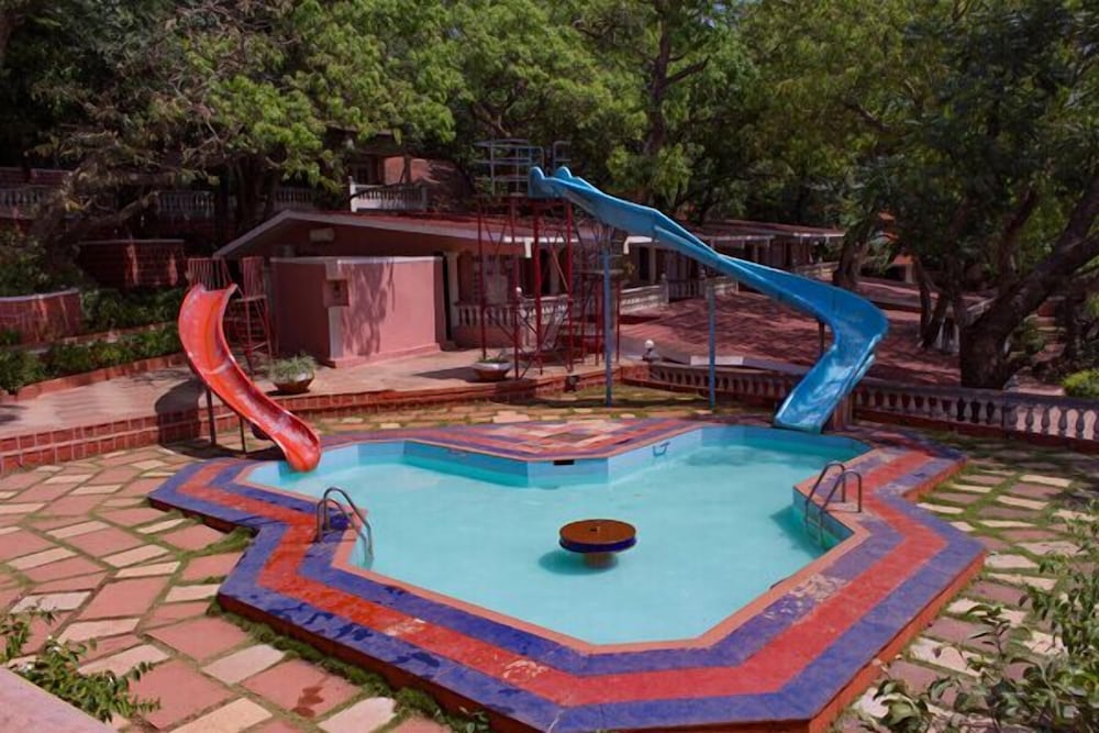 The Byke Retreat Brightland (Matheran)