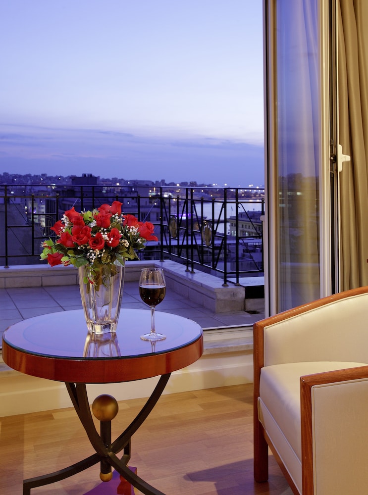 Piraeus Theoxenia Hotel