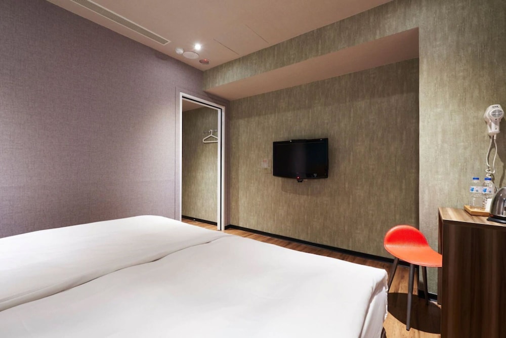 Tomorrow Hotel