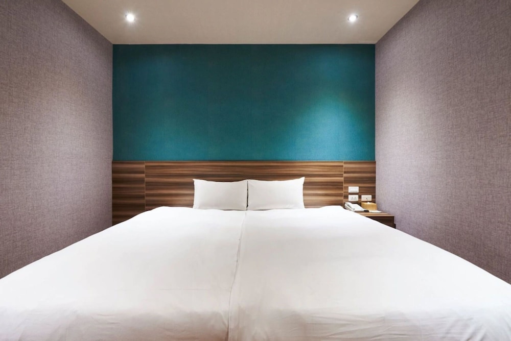 Tomorrow Hotel