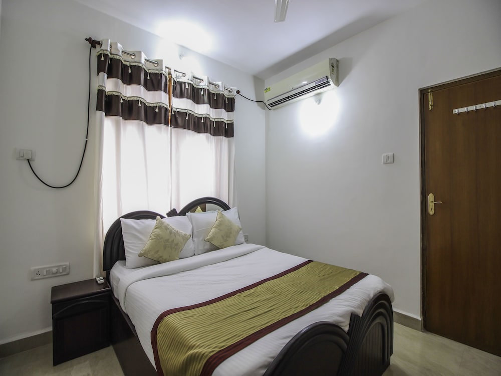 Oyo 10730 Home Classic 1Bhk Colva