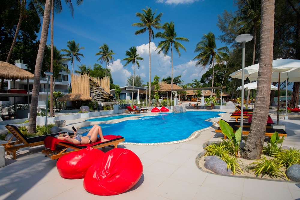 Villa Cha-Cha Krabi Beachfront Resort