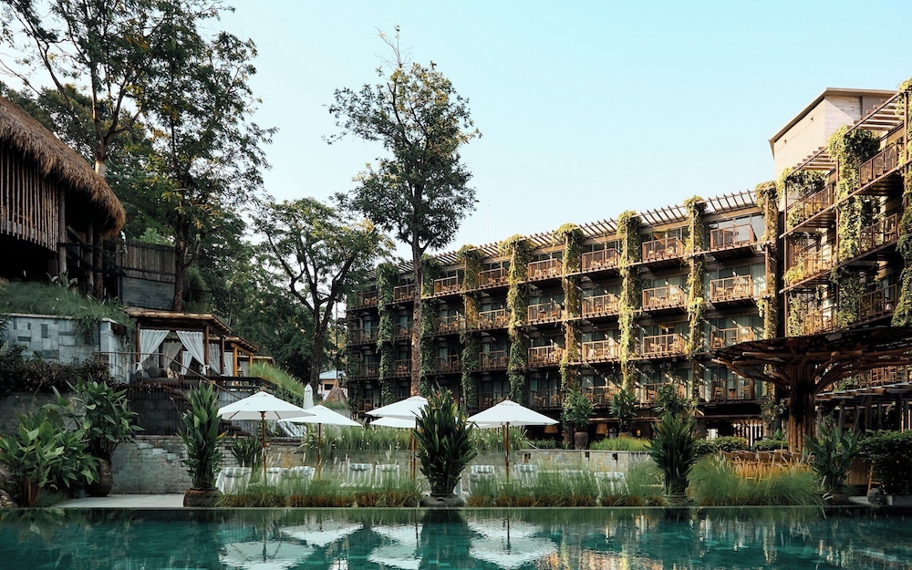 Dinso Resort & Villas Phuket, Vignette Collection by IHG