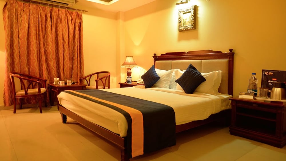 Hotel O Grandeur By orbit Hotels Near Chennai shopping mall