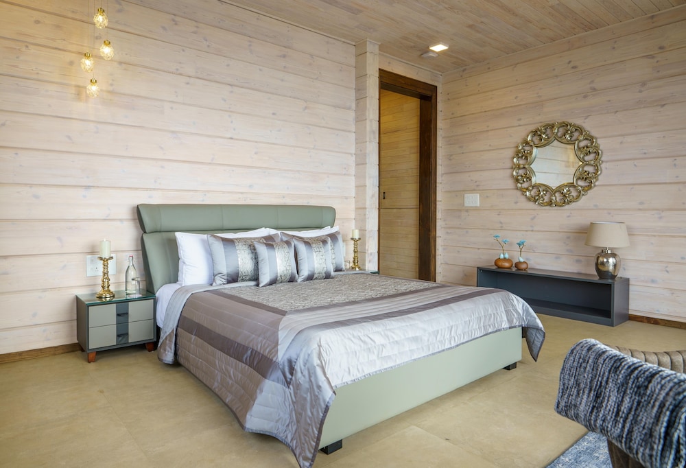Ama Stays & Trails Chalet 1228, Kamshet