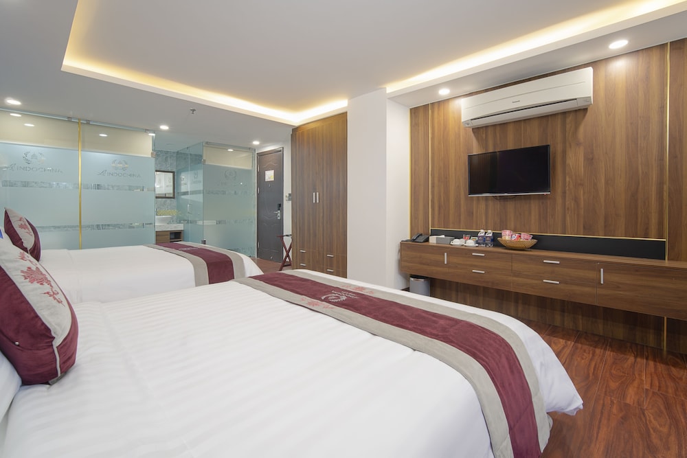 Me Q Beach Hotel & Apartment