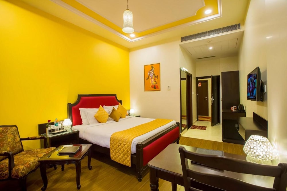 Hotel Kapish Smart- All Pure Veg