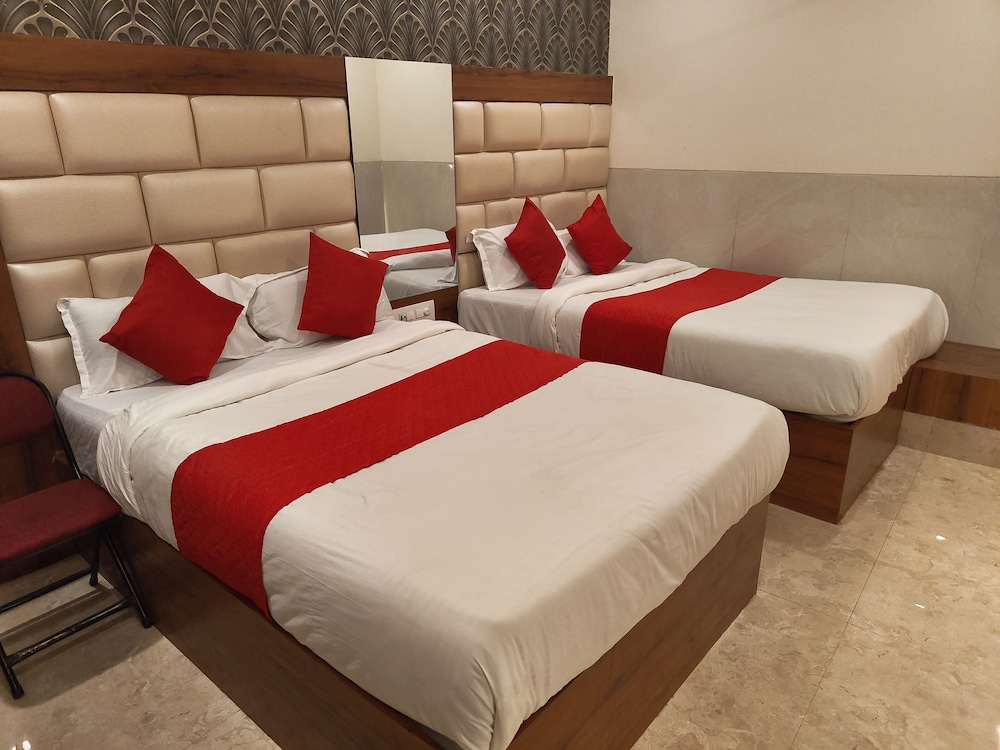 Dream Palace Residency Near US Consulate BKC
