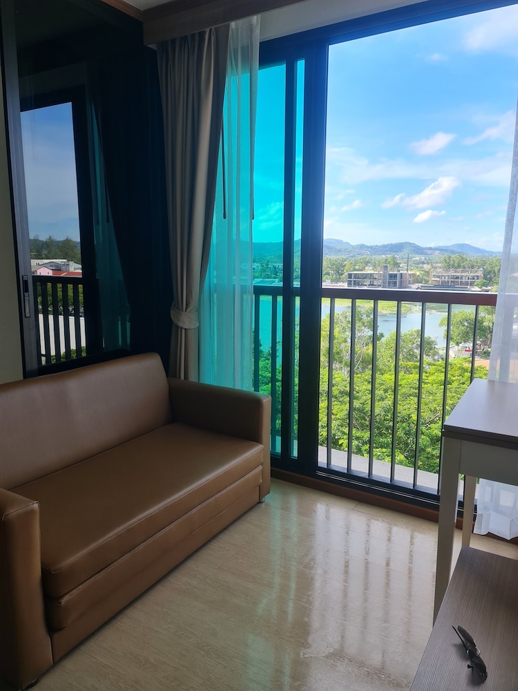 At Laguna Phuket Apartment