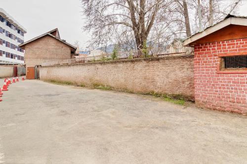 Treebo Vitasta Villa, Srinagar