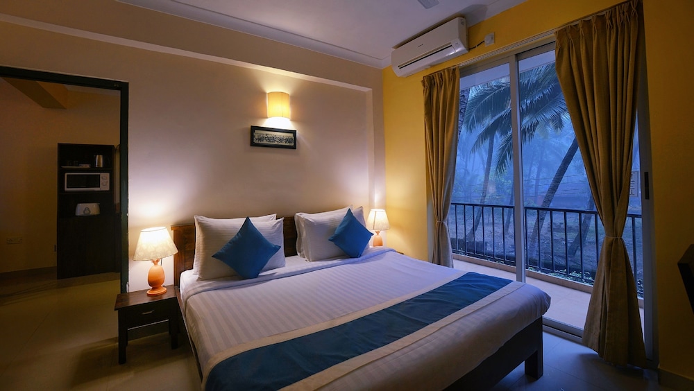 TreeHouse Blue Hotel And Serviced Apartments