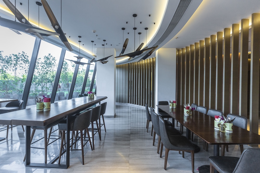DoubleTree by Hilton Ahmedabad