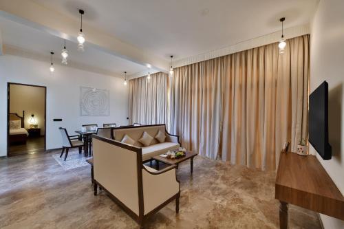 Bhanu The Fern Forest Resort & Spa
