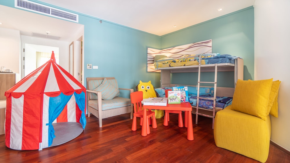 Radisson Resort and Suites Phuket