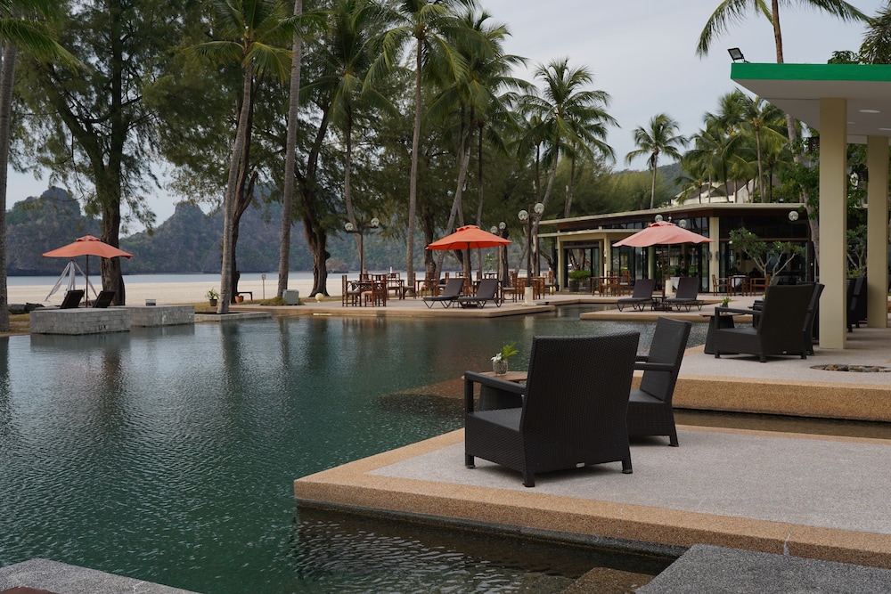 Tanjung Rhu Resort