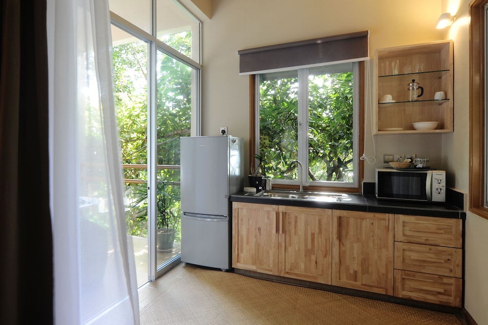 Ambong Rainforest Retreat