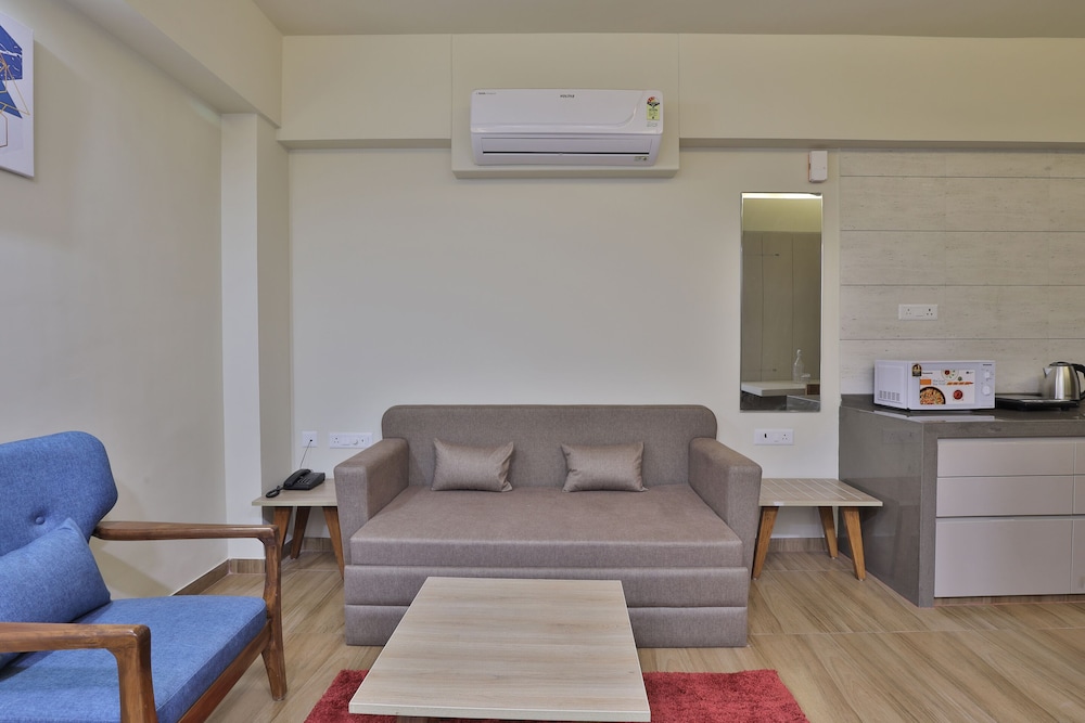 Hotel Monville Ranoli
