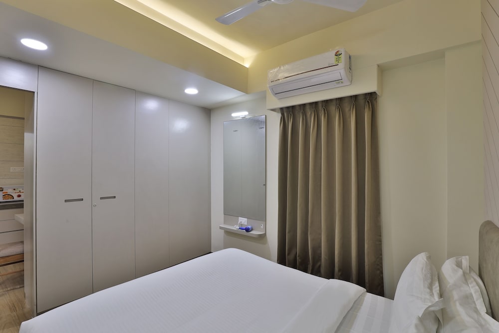 Hotel Monville Ranoli