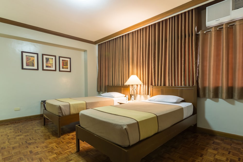 Tropicana Suites