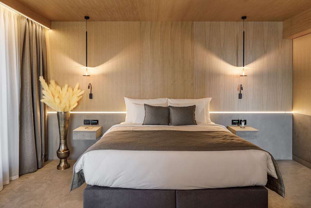 Qosmo Brasov Hotel