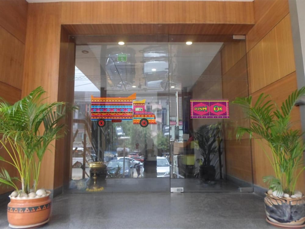 Zibe Hyderabad By GRT Hotels