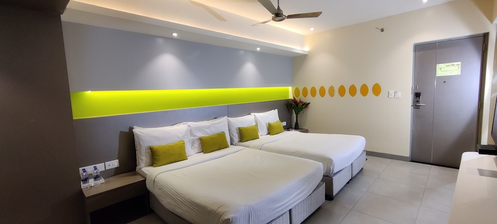 Zibe Hyderabad By GRT Hotels