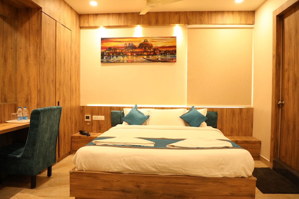 Hotel Sree Kubera Grand
