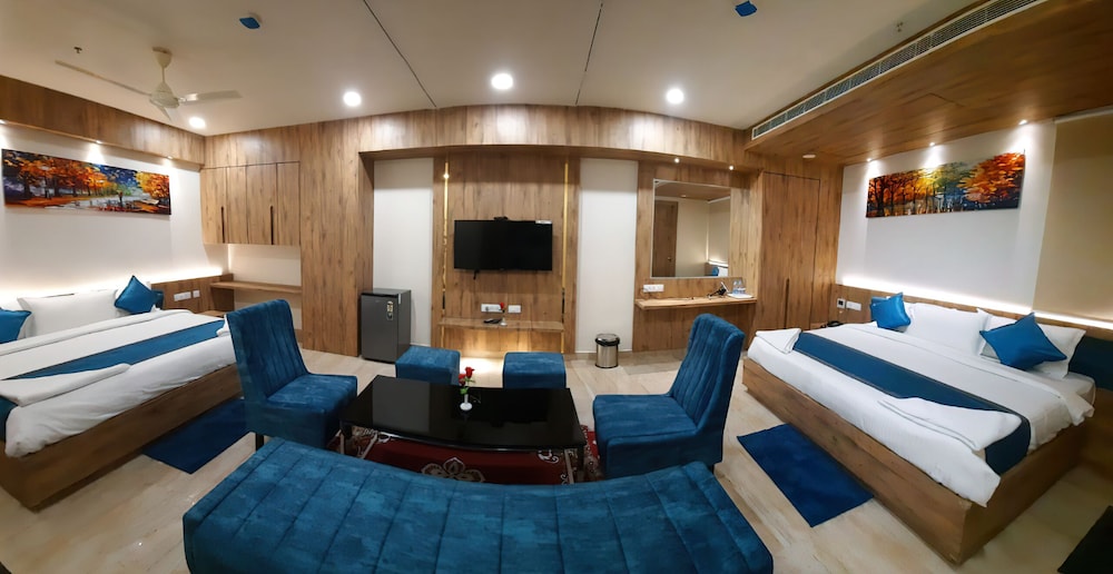 Hotel Sree Kubera Grand