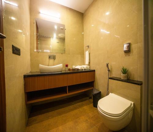 HUE GUH The Porto, Candolim