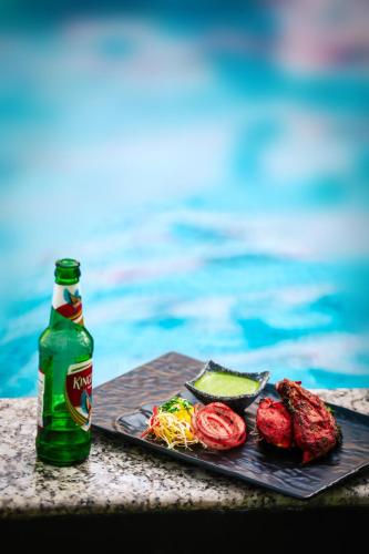 HUE GUH The Porto, Candolim