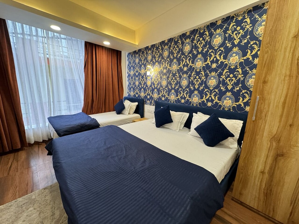 Hotel shree mahakal krapa