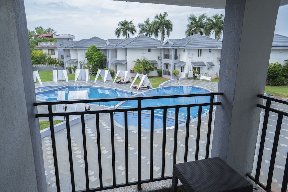   Regenta Baywatch Resort , Goa