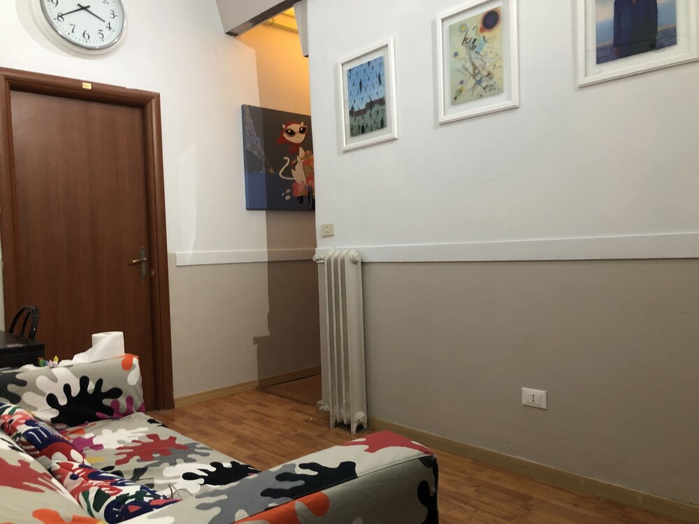 Freedom Traveller Hostel