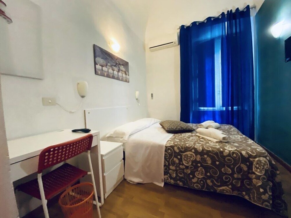 Freedom Traveller Hostel