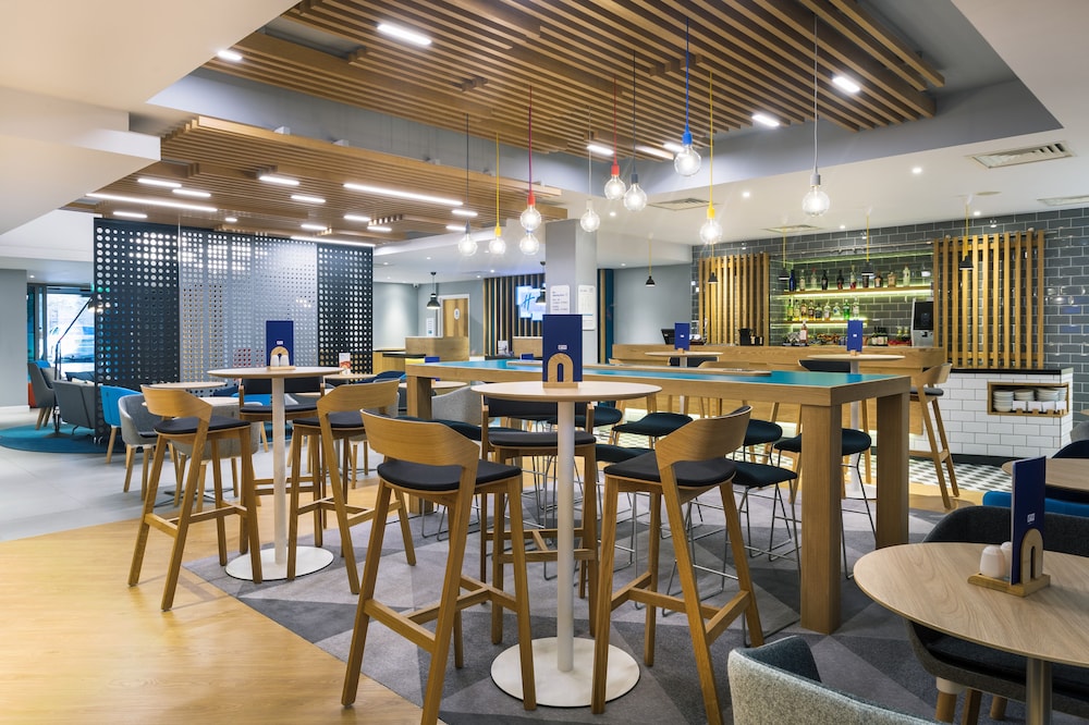 Holiday Inn Express London-Watford Junction by IHG