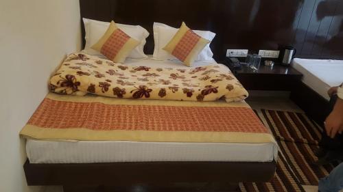 Gaurav Guest House