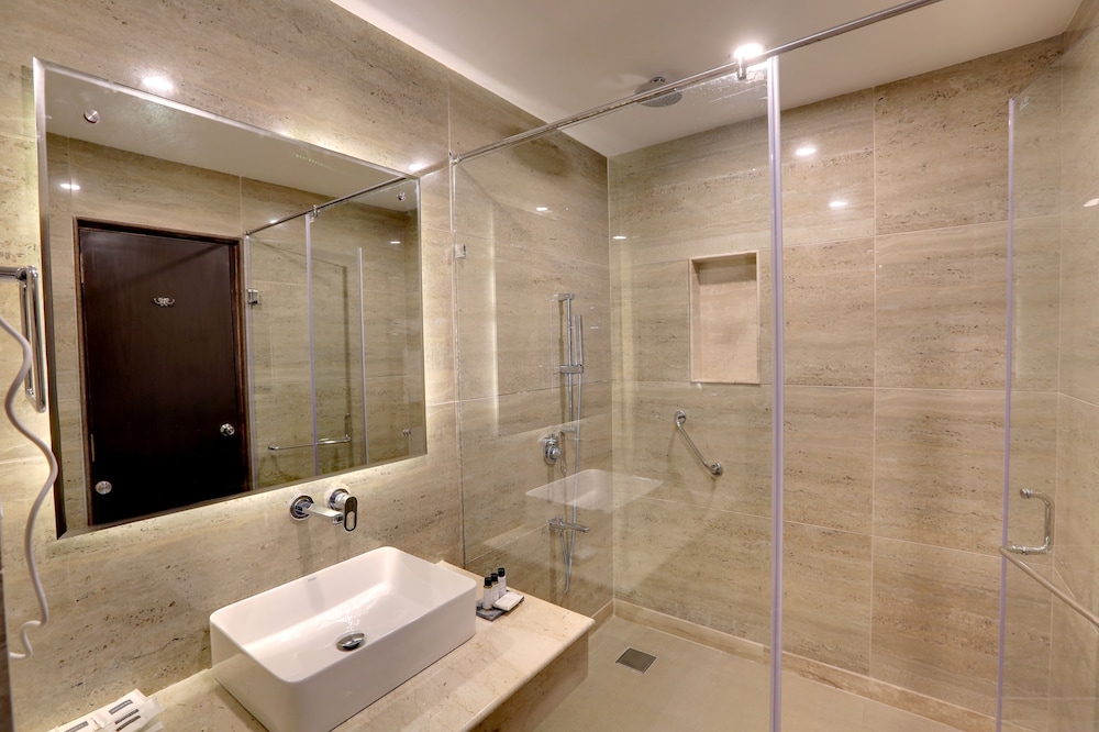 The Chinar Resort & Spa