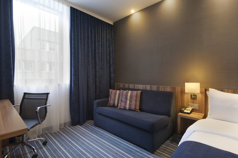 Premier Inn Frankfurt City Centre