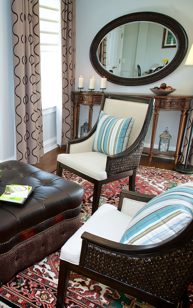 Guesthouse at Norwalk Inn