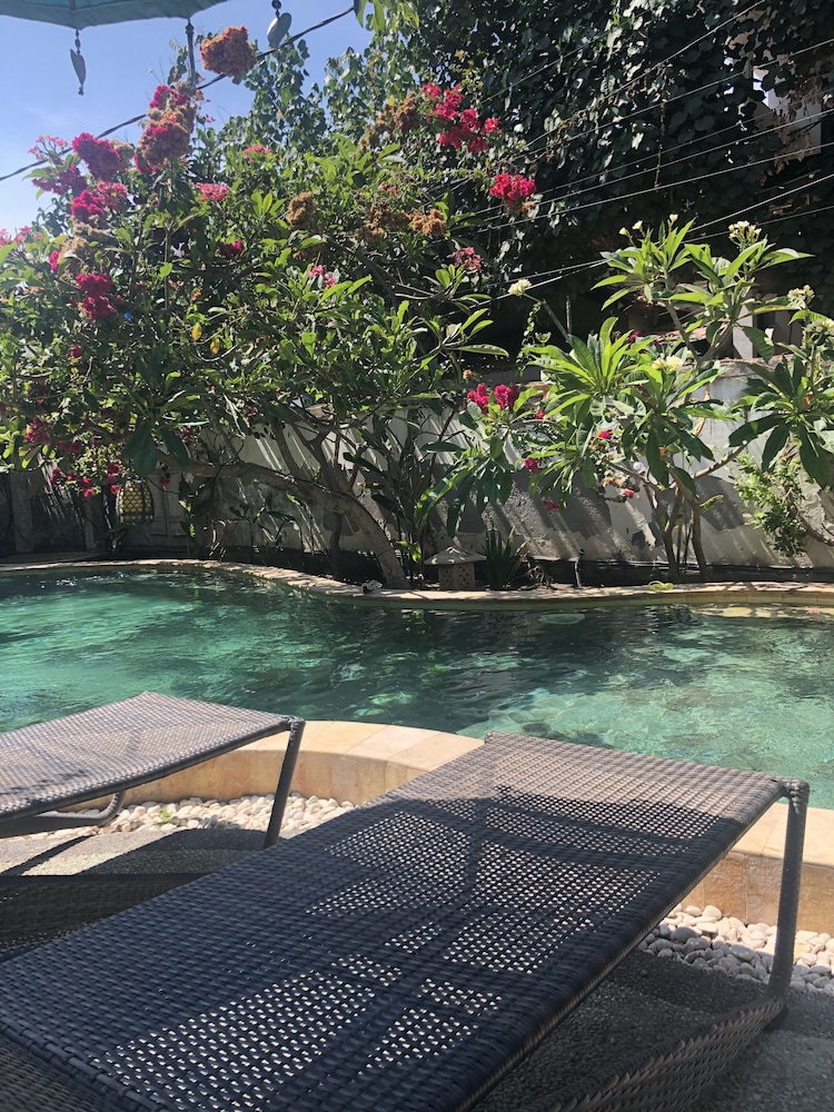 Kalua Boutique Bungalows