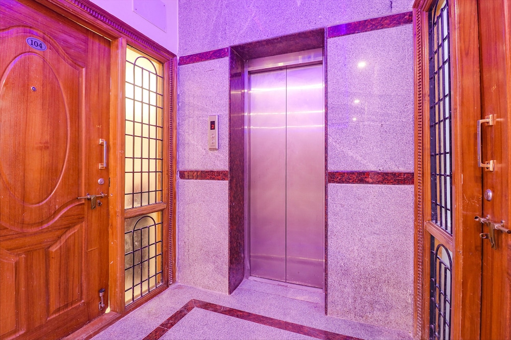 FabHotel E City Inn