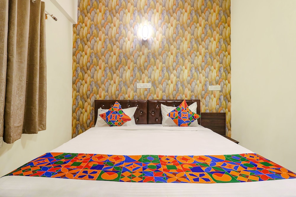 FabHotel E City Inn