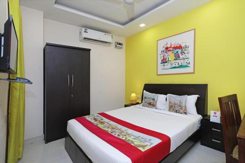 OYO 13847 Flagship H Residency