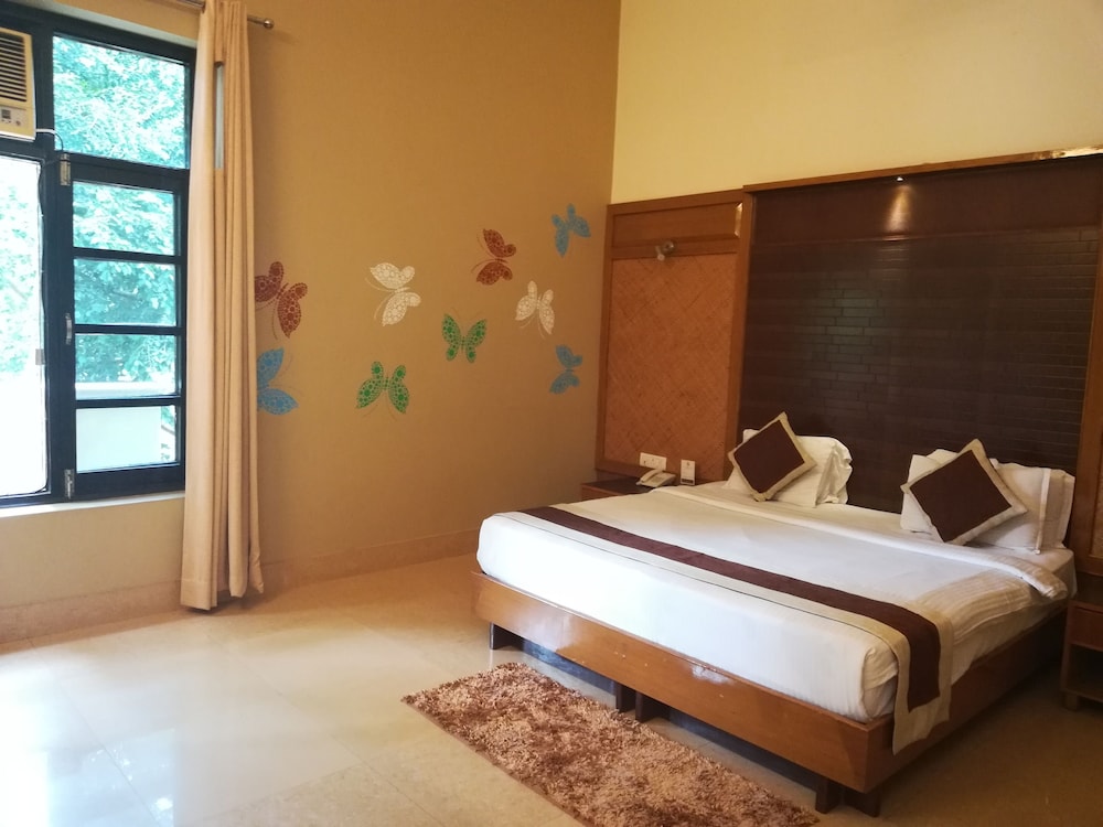 The Tiger Groove Resort