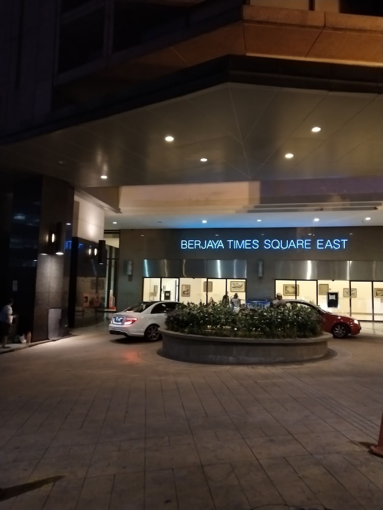 Residency Suites At Times Square