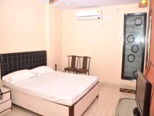 OYO Flagship Hotel Golden Residency Near Chakala (j B Nagar) Metro Station