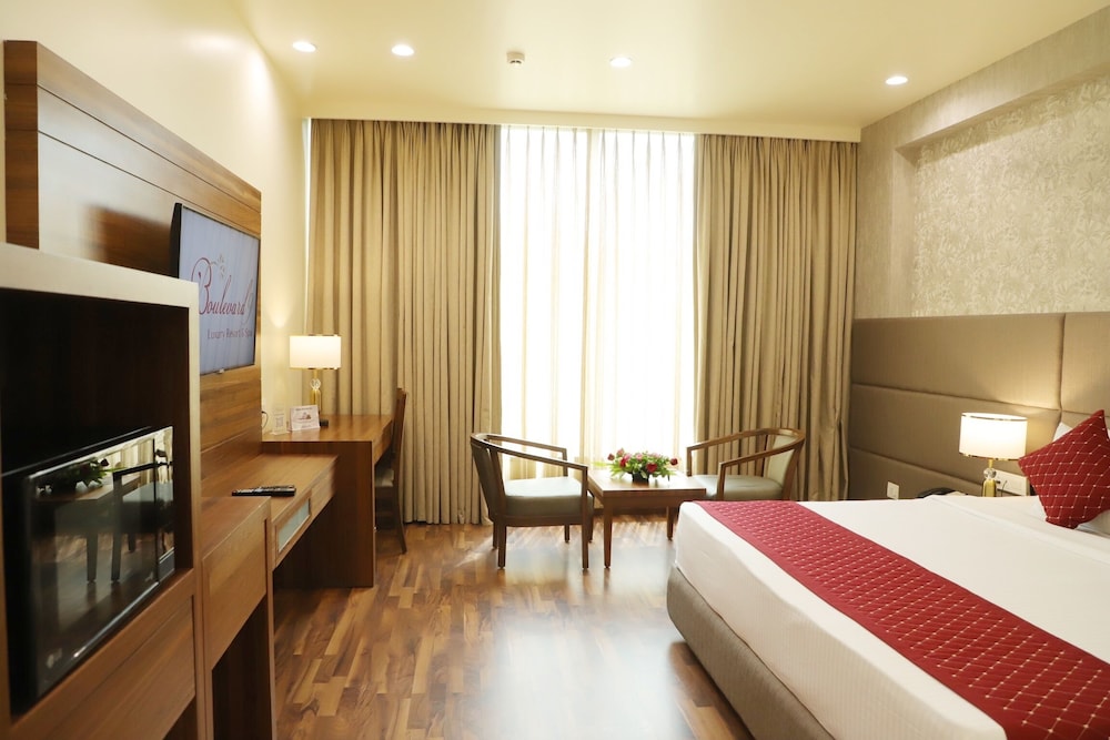 Boulevard 9 Luxury Resort & Spa
