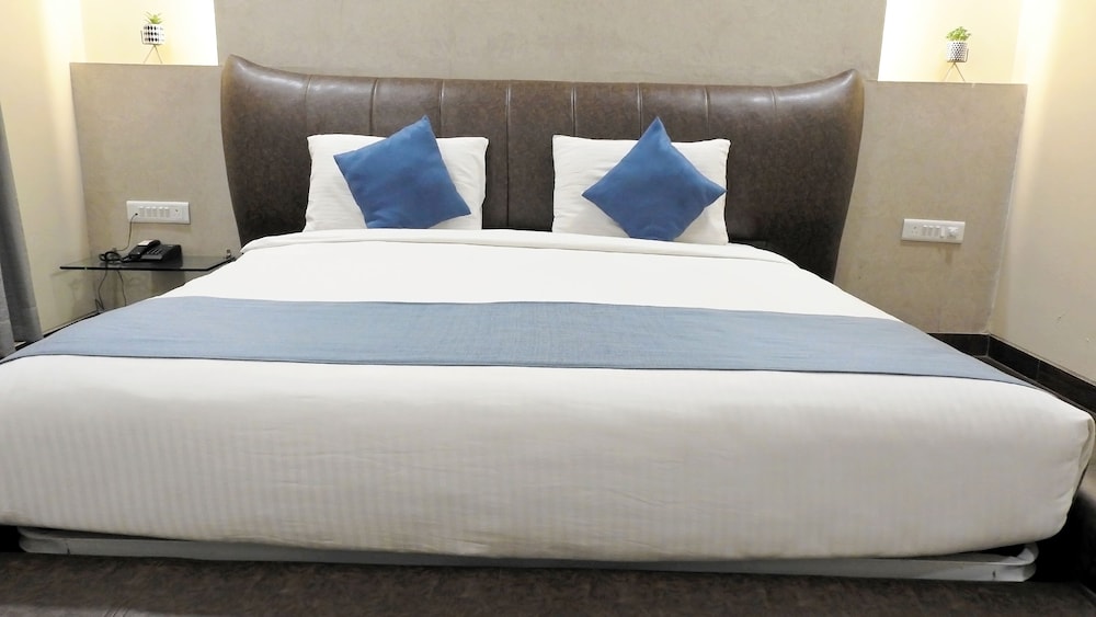 Hotel Sai Miracle