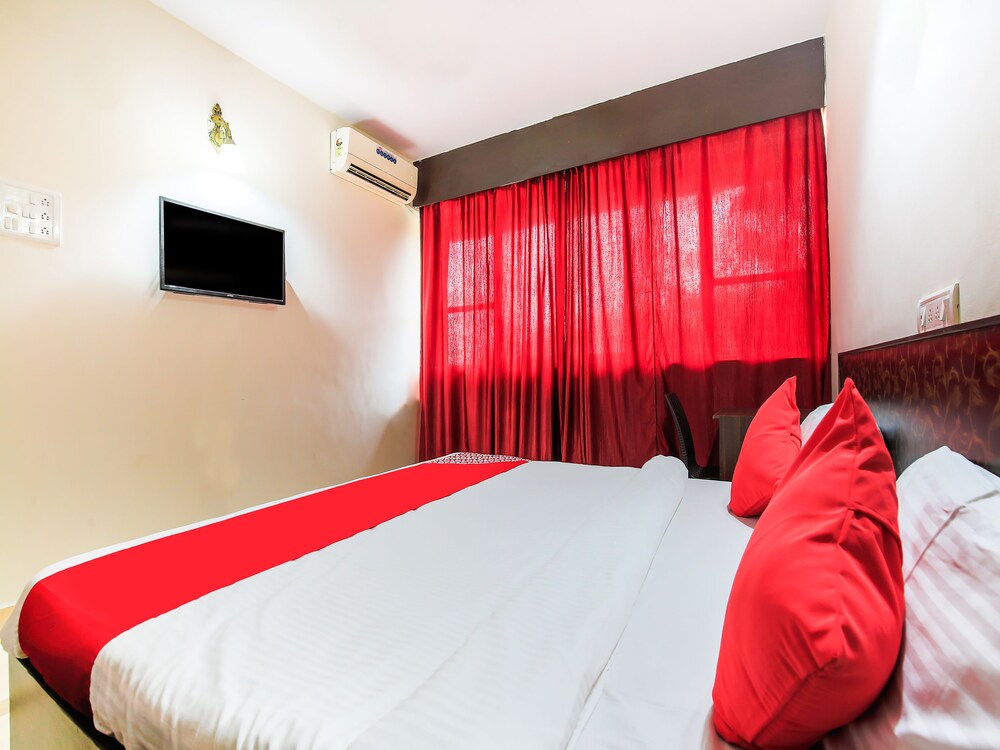 OYO 18794 Hotel Colva Plaza